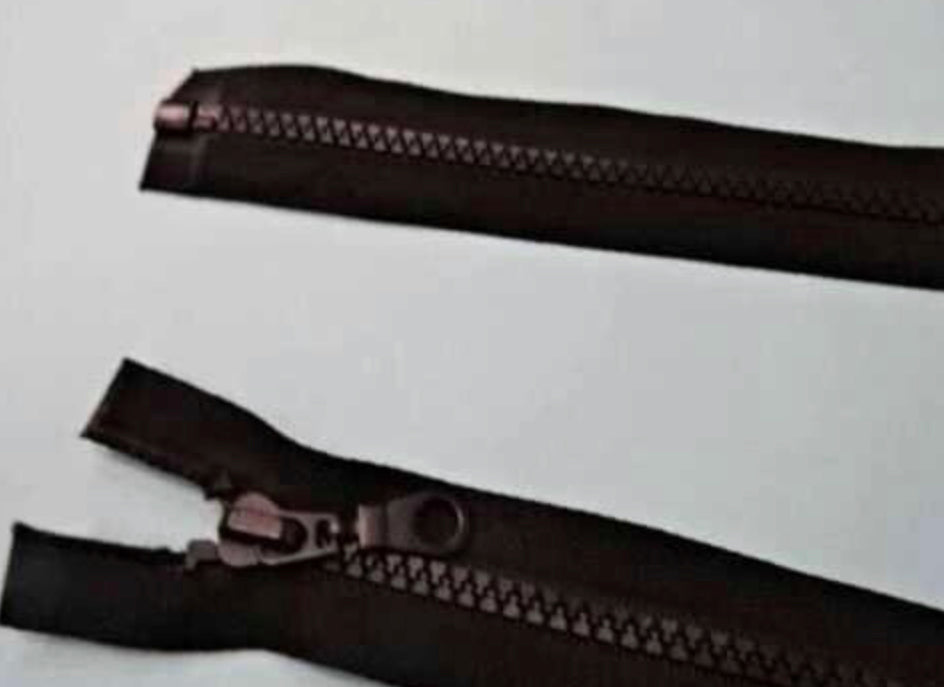 1 x Old Gold Teeth Plastic Chunky Open End Zip 20 Inch - JAC’s Fabrics and Crafts