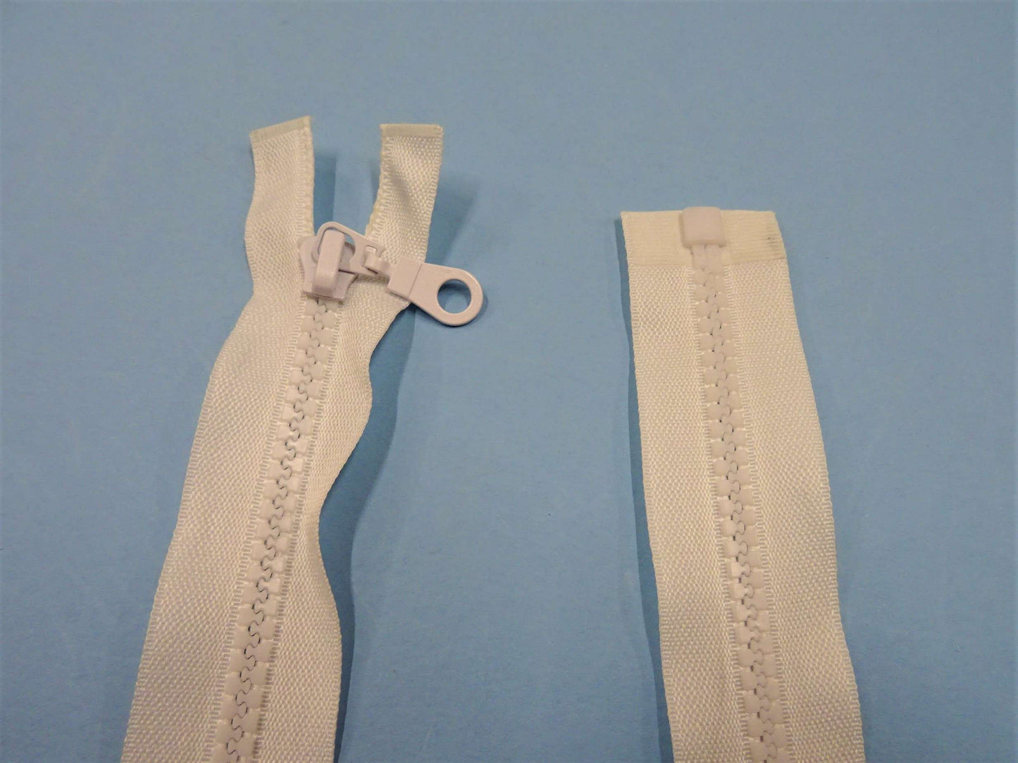 YKK Light Fawn Plastic Teeth Open End REVERSIBLE Zip 21 inch (53 cm) - JAC’s Fabrics and Crafts