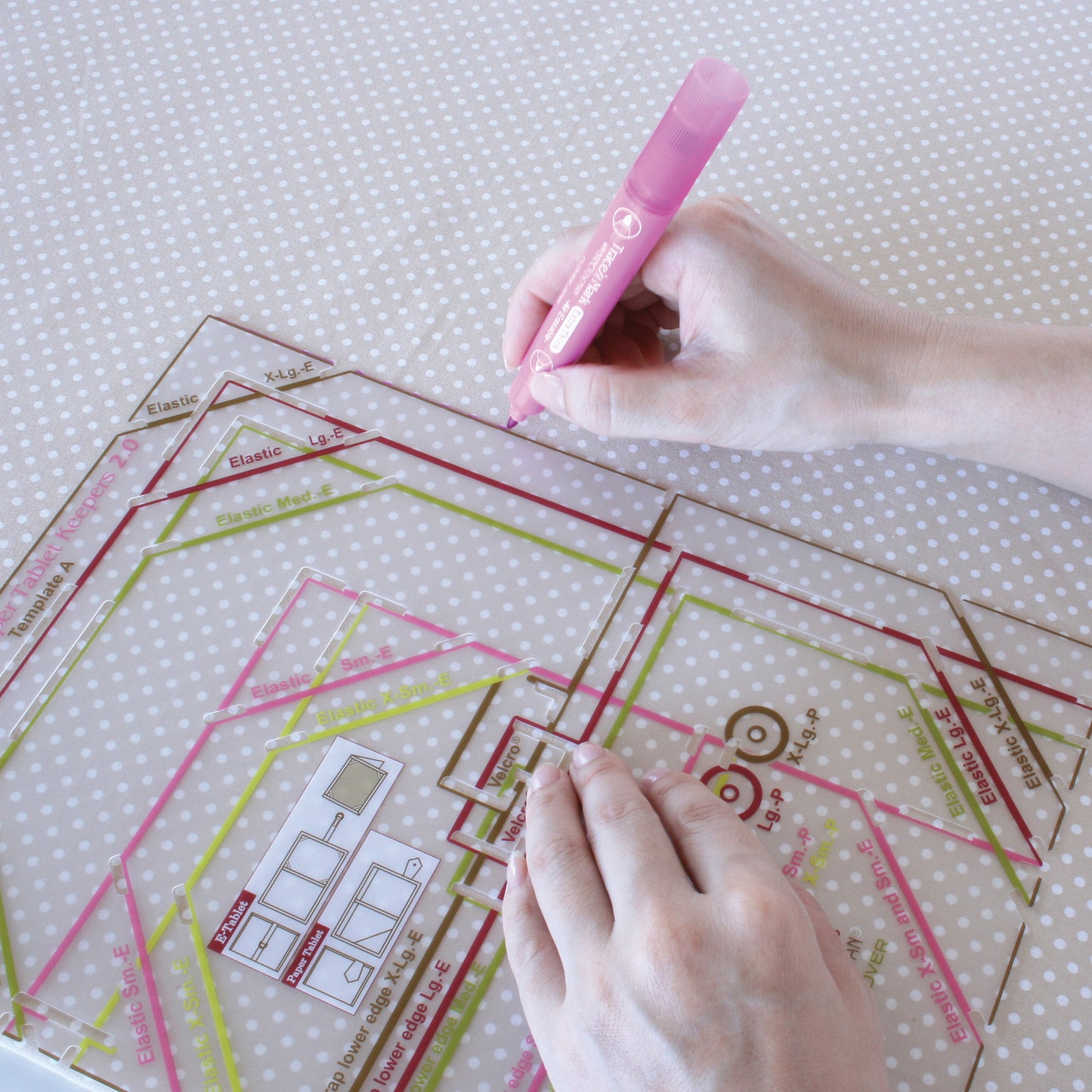 Clover Trace n Create Template with Nancy Zieman: E Tablet & Paper Tablet Keepers 2.0 - JAC’s Fabrics and Crafts